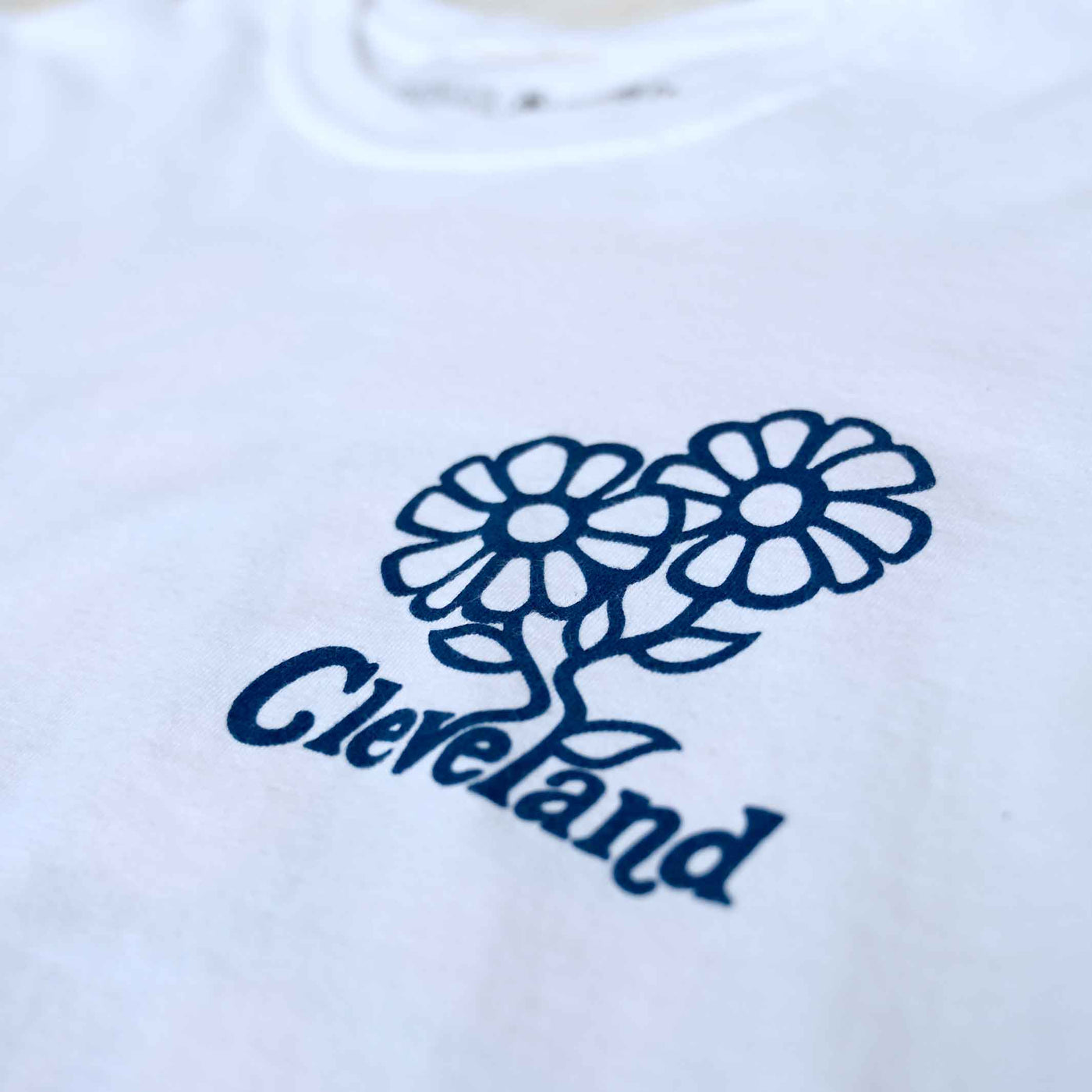 Cleveland Flowers - Crewneck T-Shirt