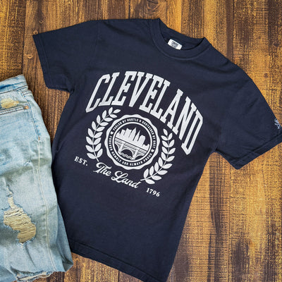 Cleveland Collegiate Seal - Mens/Unisex Crew T-shirt - Black