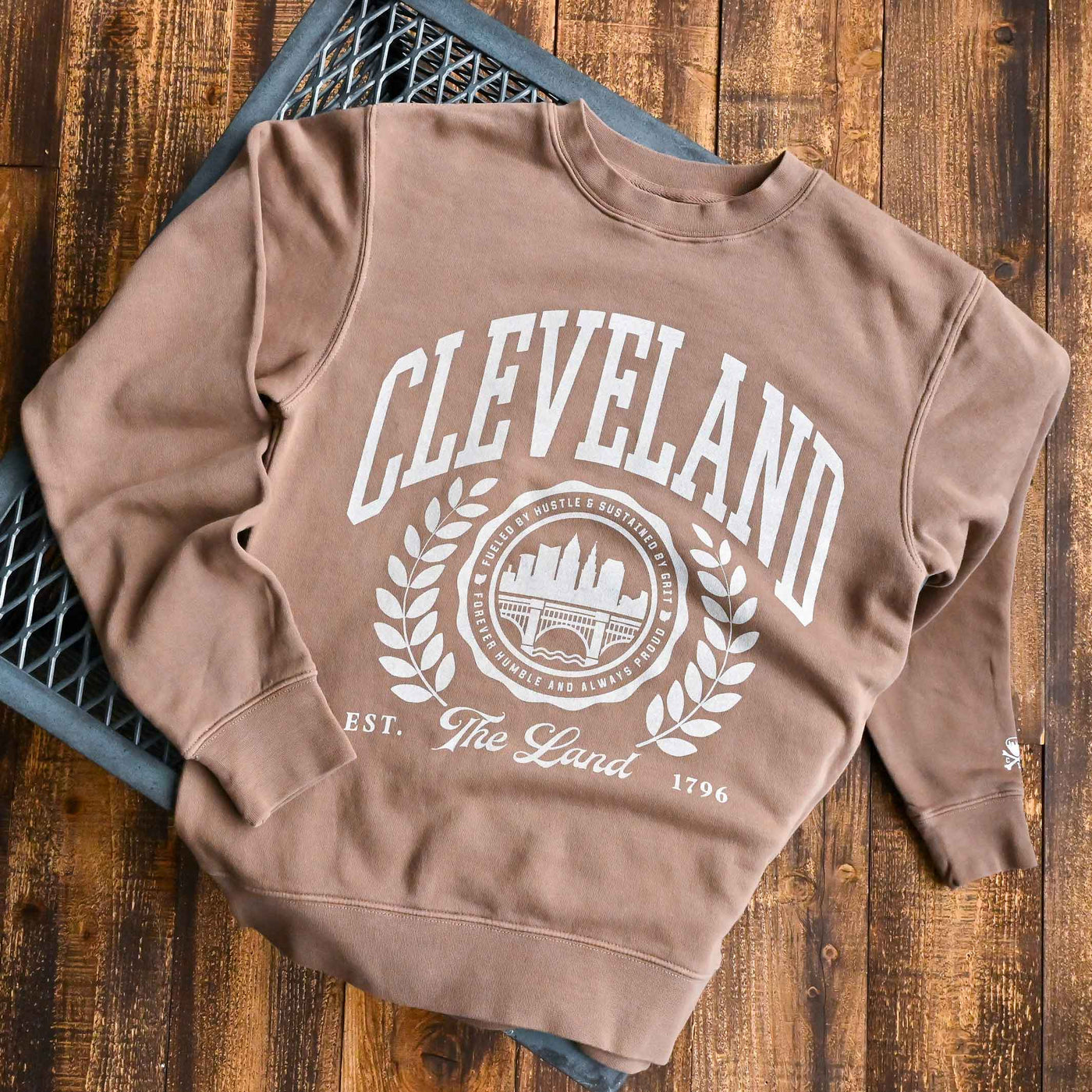 Cleveland Collegiate Seal - Unisex Crewneck Sweatshirt