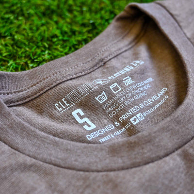 Cleveland Football Helmet Throwback - Mens/Unisex Crew T-shirt - Heather Brown